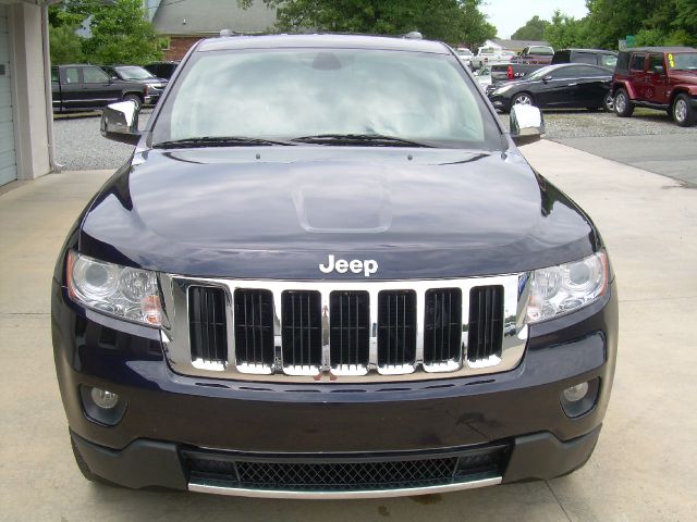 Jeep Grand Cherokee 2011 photo 30