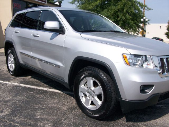 Jeep Grand Cherokee Base W/nav.sys SUV