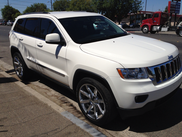 Jeep Grand Cherokee 2011 photo 4