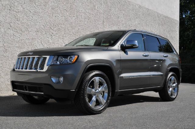 Jeep Grand Cherokee 2011 photo 4