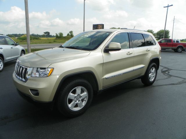 Jeep Grand Cherokee 2011 photo 1