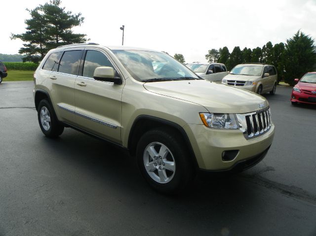 Jeep Grand Cherokee 2011 photo 3