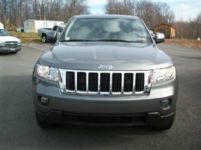 Jeep Grand Cherokee 2011 photo 1