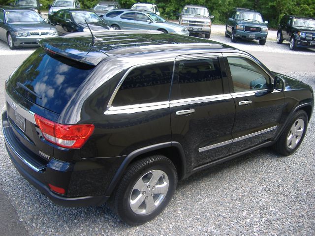 Jeep Grand Cherokee 2011 photo 21