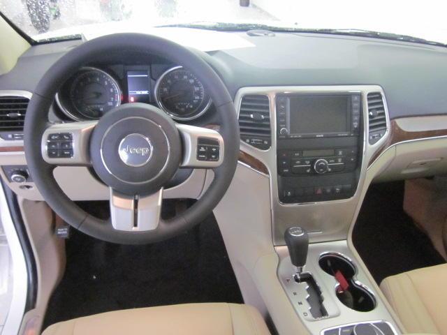 Jeep Grand Cherokee 2011 photo 5