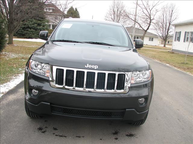 Jeep Grand Cherokee 2011 photo 1