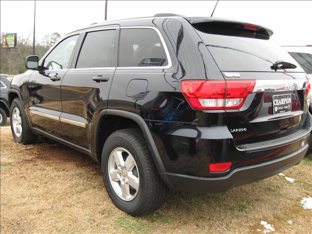 Jeep Grand Cherokee 2011 photo 1