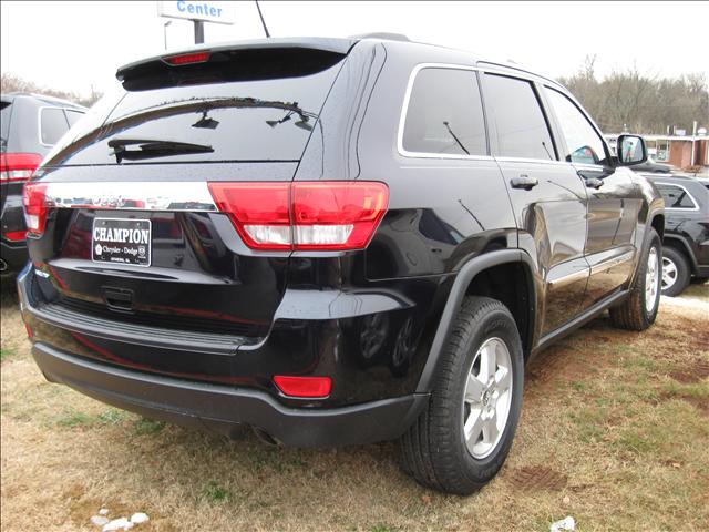 Jeep Grand Cherokee 2011 photo 3