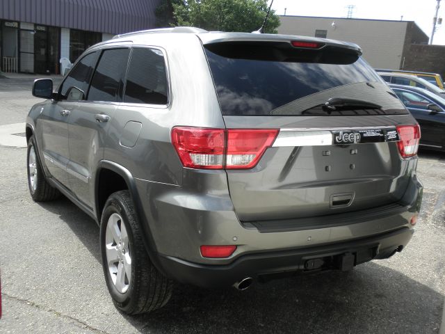 Jeep Grand Cherokee Base W/nav.sys SUV