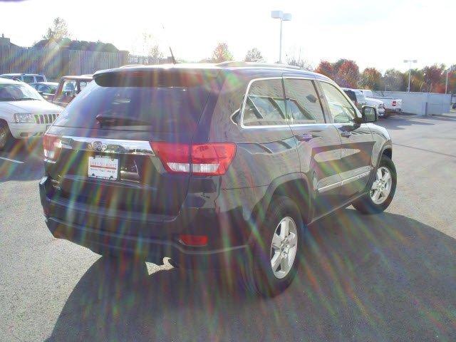 Jeep Grand Cherokee 2011 photo 2