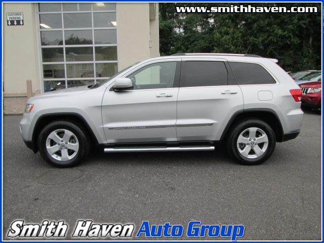 Jeep Grand Cherokee 2011 photo 3