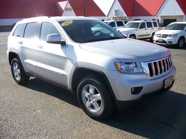 Jeep Grand Cherokee 2011 photo 3