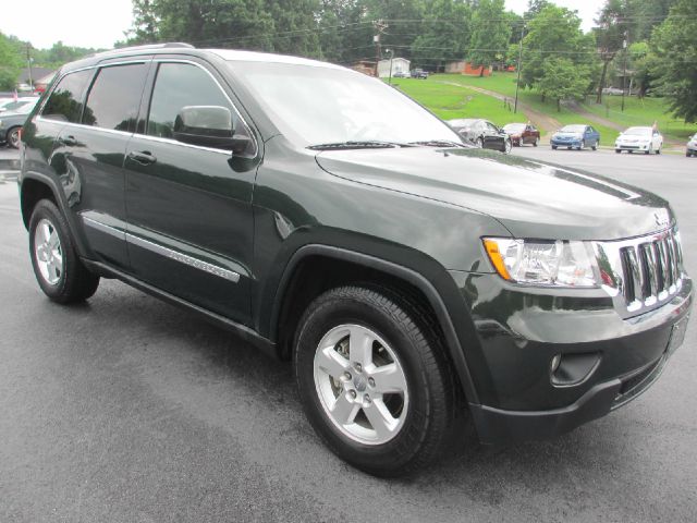 Jeep Grand Cherokee 2011 photo 4