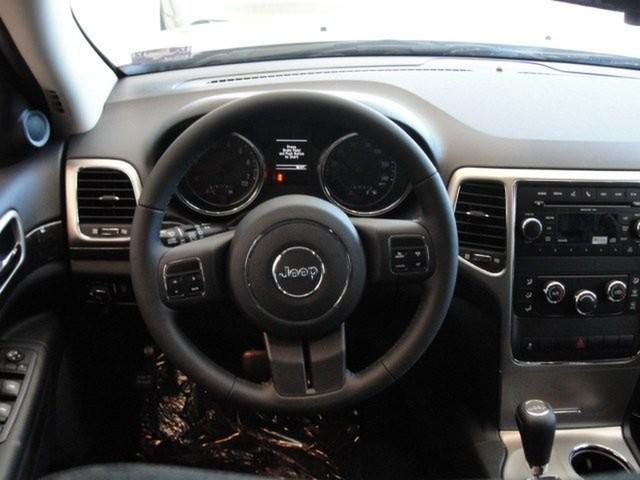 Jeep Grand Cherokee 2011 photo 5