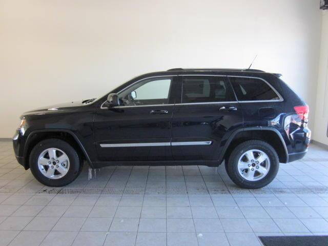 Jeep Grand Cherokee 2011 photo 1