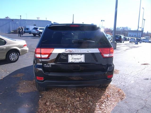 Jeep Grand Cherokee 2011 photo 4