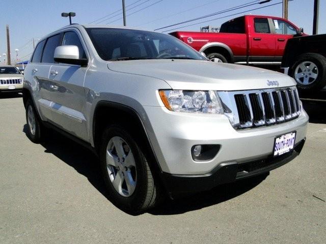 Jeep Grand Cherokee 2011 photo 3