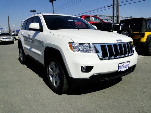 Jeep Grand Cherokee 2011 photo 3