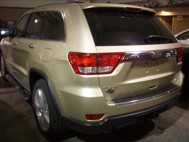 Jeep Grand Cherokee 2011 photo 2