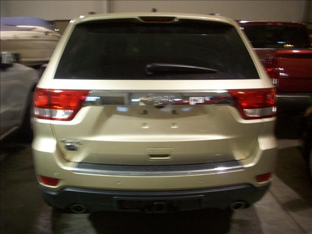 Jeep Grand Cherokee 2011 photo 3