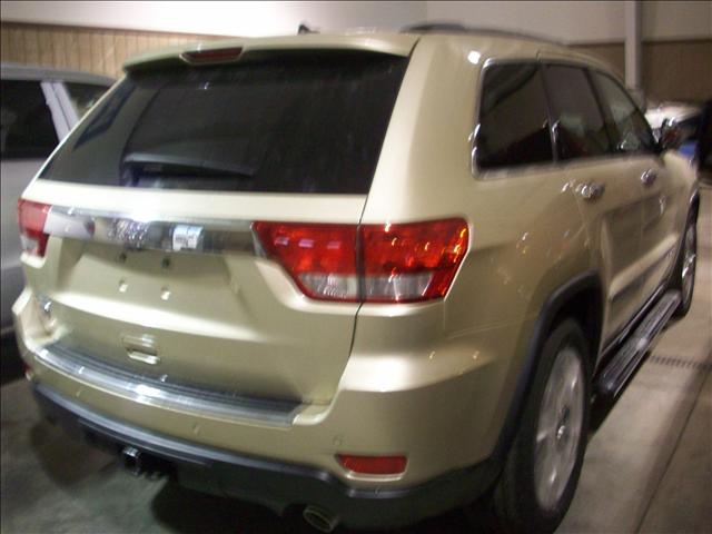 Jeep Grand Cherokee 2011 photo 4