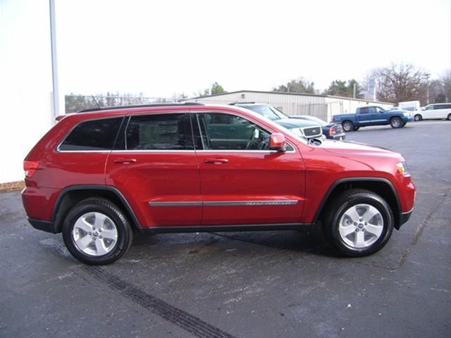 Jeep Grand Cherokee 2011 photo 2