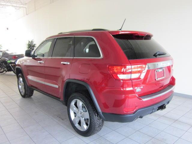 Jeep Grand Cherokee 2011 photo 2