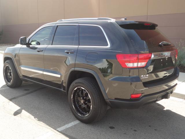 Jeep Grand Cherokee 2011 photo 2