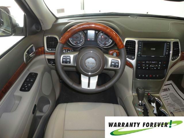 Jeep Grand Cherokee 2011 photo 3