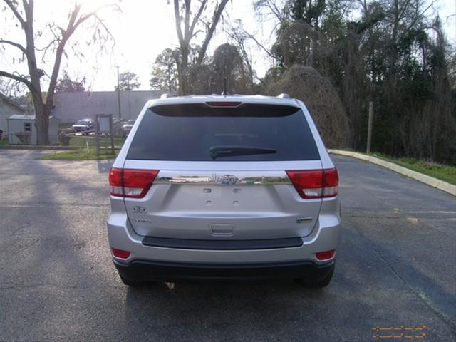 Jeep Grand Cherokee 2011 photo 3