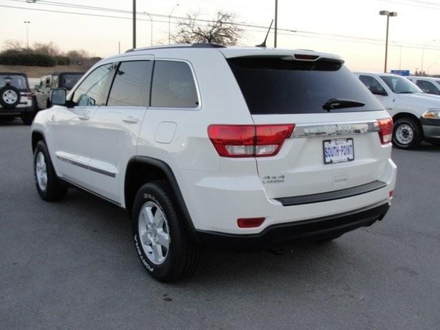 Jeep Grand Cherokee 2011 photo 5