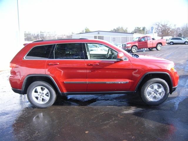 Jeep Grand Cherokee 2011 photo 2