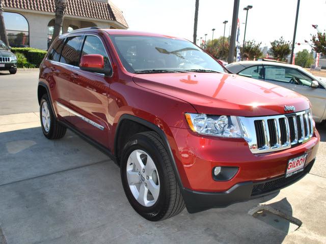 Jeep Grand Cherokee SE CREW CAB 4X4 Sport Utility