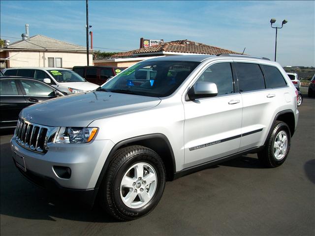 Jeep Grand Cherokee 2011 photo 1