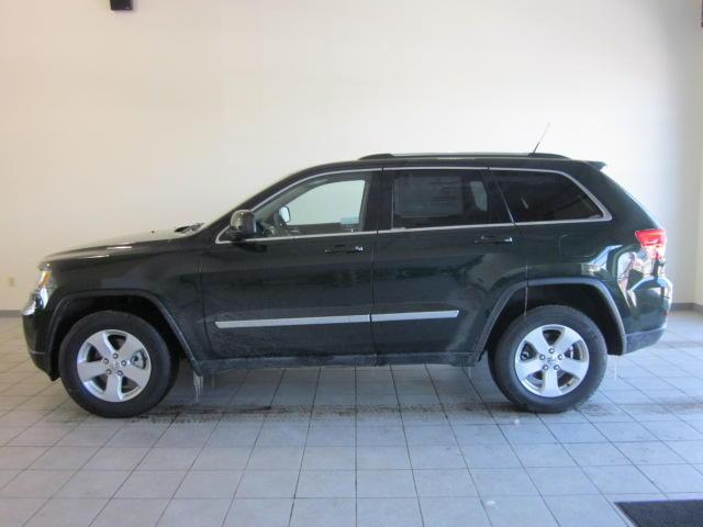 Jeep Grand Cherokee 2011 photo 1