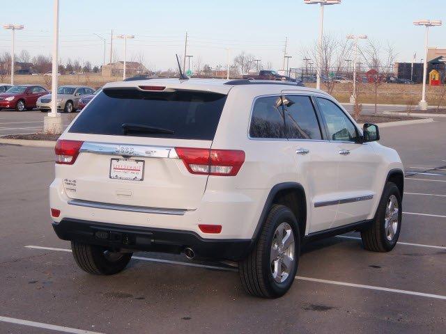 Jeep Grand Cherokee 2011 photo 2