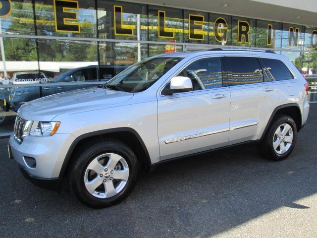 Jeep Grand Cherokee 2011 photo 1