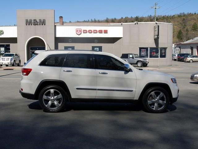 Jeep Grand Cherokee 2012 photo 2