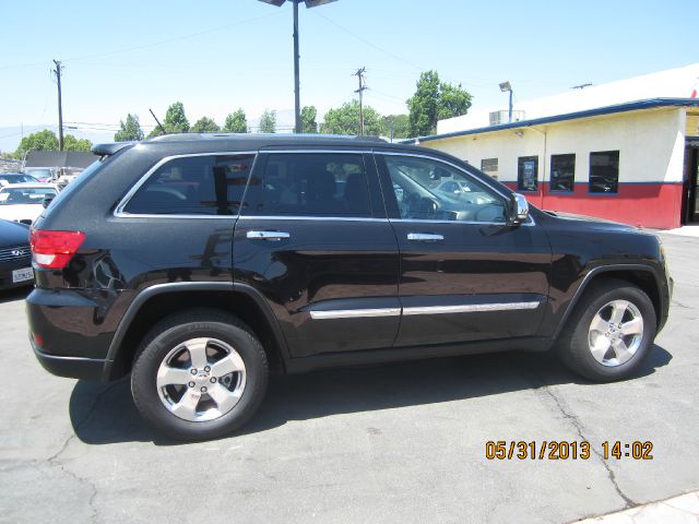 Jeep Grand Cherokee 2012 photo 10