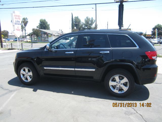 Jeep Grand Cherokee 2012 photo 13