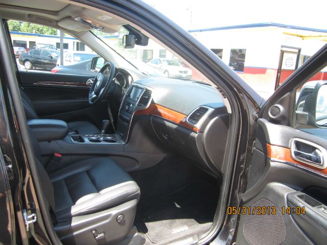 Jeep Grand Cherokee 2012 photo 5