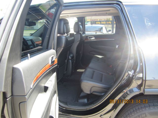 Jeep Grand Cherokee 2012 photo 6