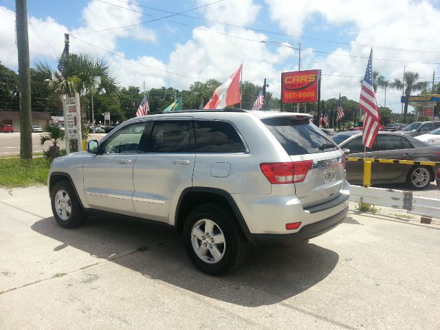 Jeep Grand Cherokee 2012 photo 11