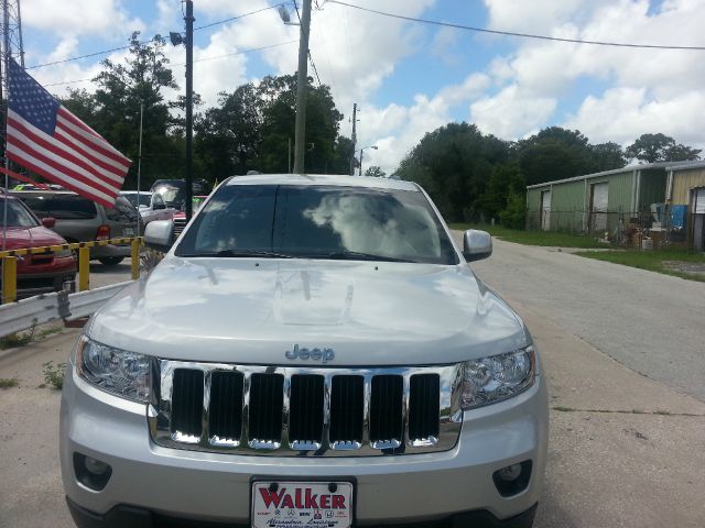 Jeep Grand Cherokee 2012 photo 13