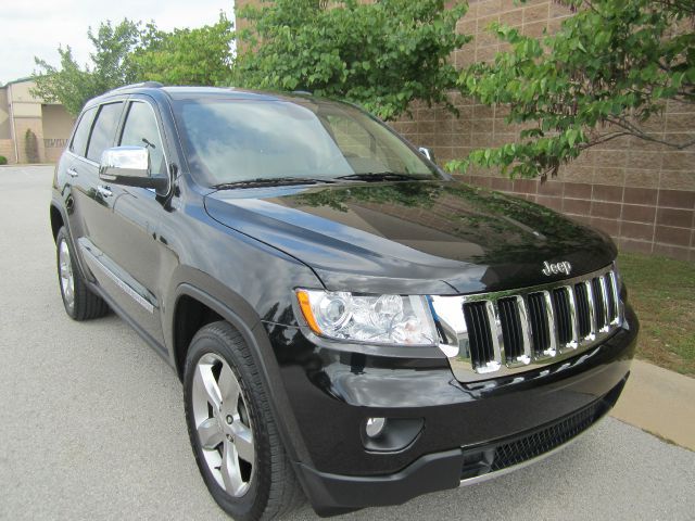 Jeep Grand Cherokee Super SUV