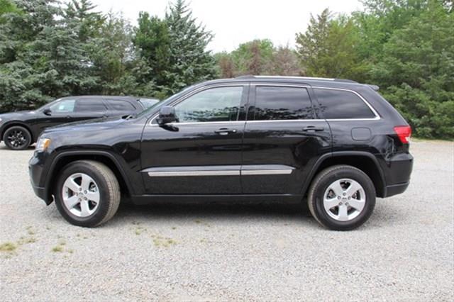 Jeep Grand Cherokee 2012 photo 12