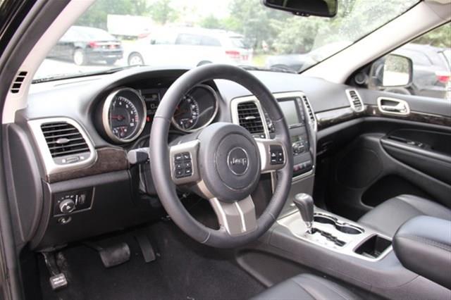 Jeep Grand Cherokee 2012 photo 4