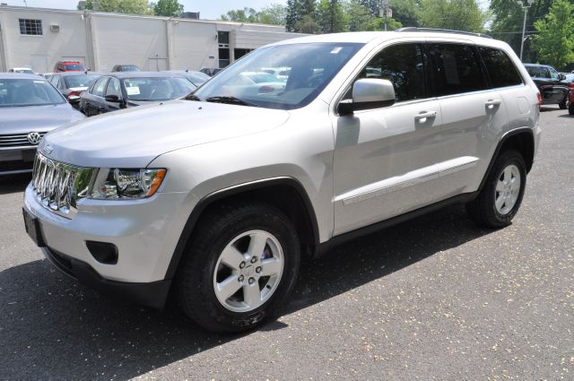 Jeep Grand Cherokee 2012 photo 20