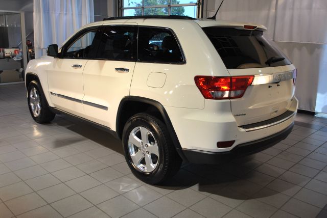 Jeep Grand Cherokee 2012 photo 7