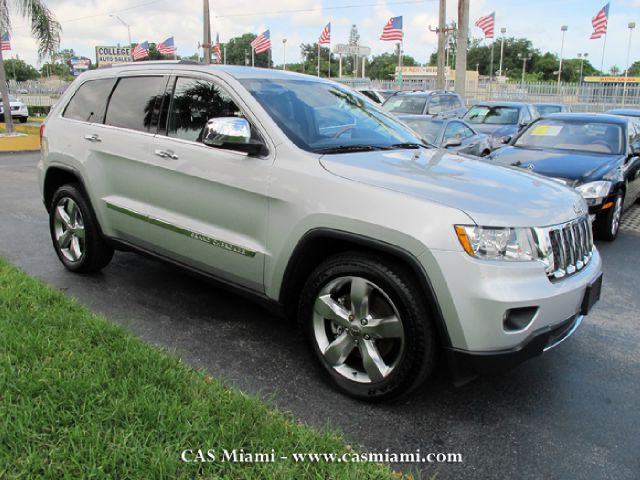 Jeep Grand Cherokee 2012 photo 2